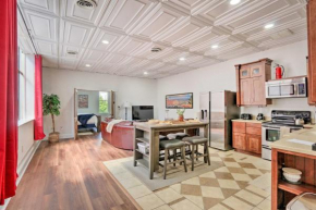 Charming Front Royal Retreat about 1 Mi to River!